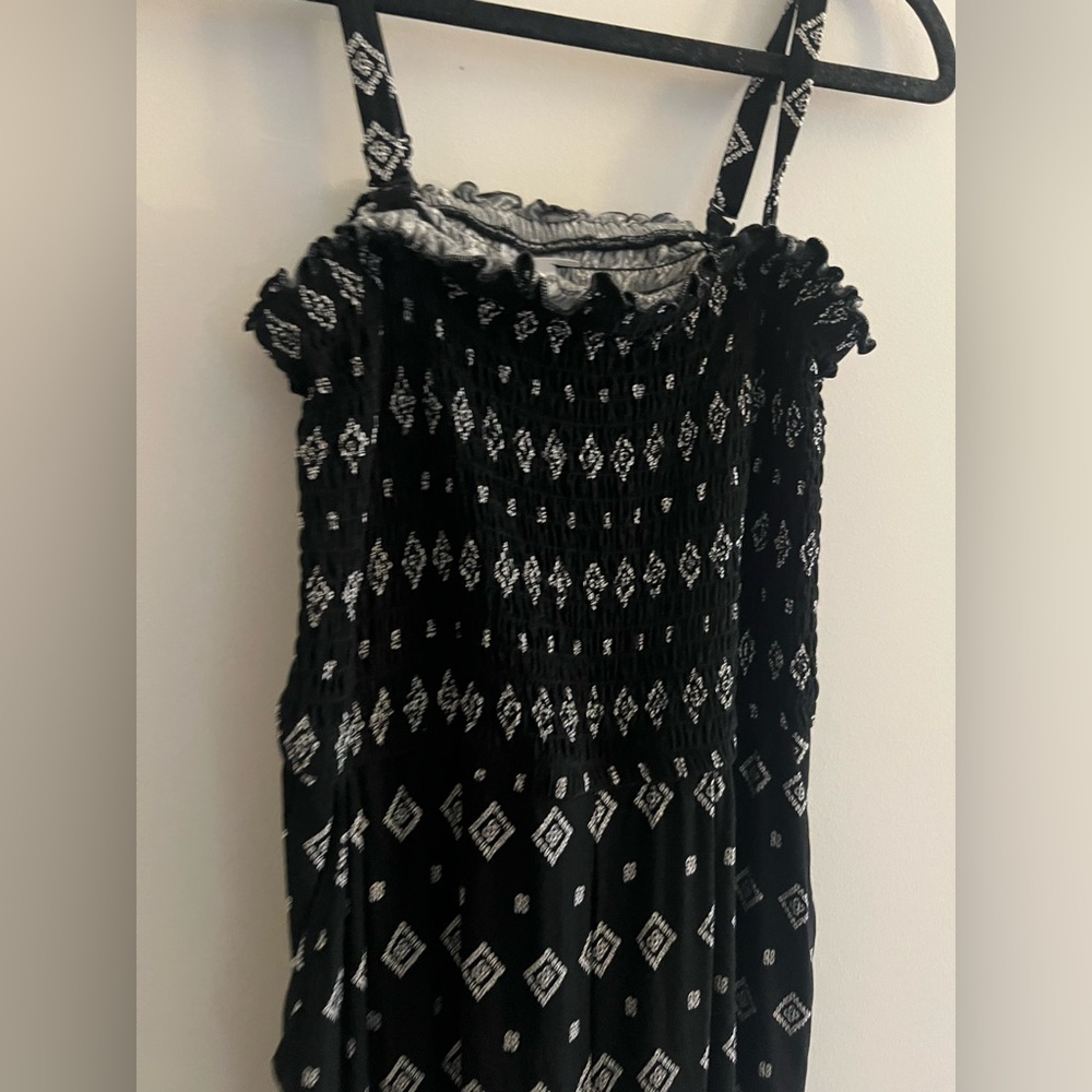 Torrid Super Soft Black Border Print Smocked
Culotte Jumpsuit Size 0 - Picture 5 of 7